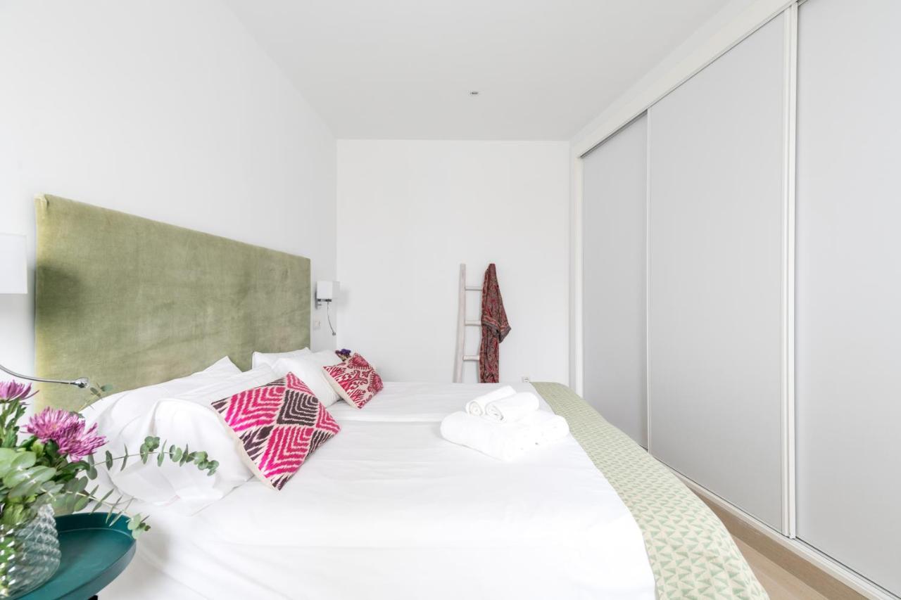 Apartamentos Rg Suites Plaza Del Salvador — Photos 1